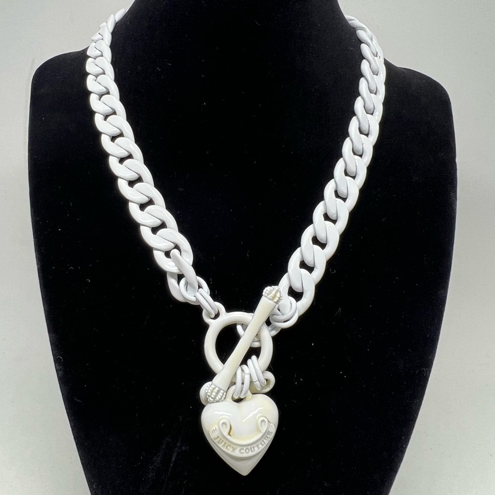 Juicy Couture White Heart Necklace